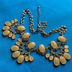 Francesca’s Statement Necklace ✨